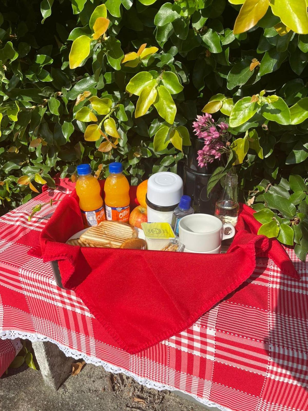 Pouzada Bom Clima - Servimos Cestas De Cafe Da Manha - Melhor Custo Beneficio Em Gravata Dış mekan fotoğraf